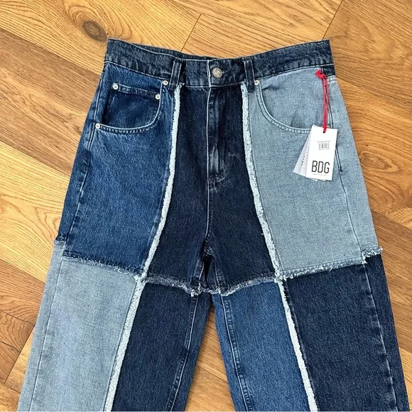 NWT BDG Urban Outfitters Carter Patchwork Loose Fit High Rise Jeans Size 29 - Picture 2 of 16